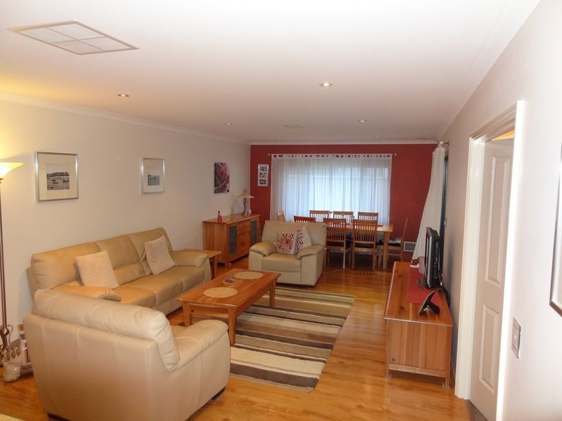 38 Little John Road, Armadale WA 6112