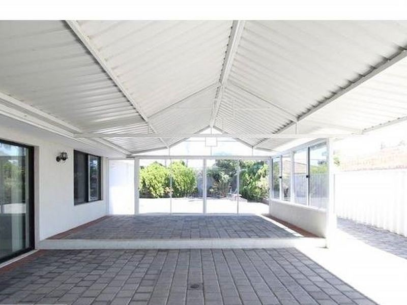 5 Expedition Drive, Thornlie WA 6108