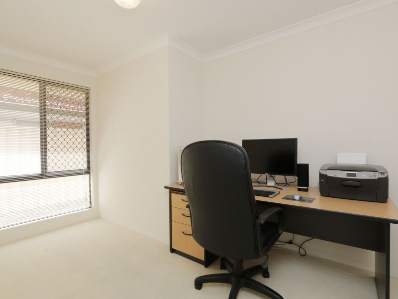 34 Ashridge Turn, Canning Vale WA 6155