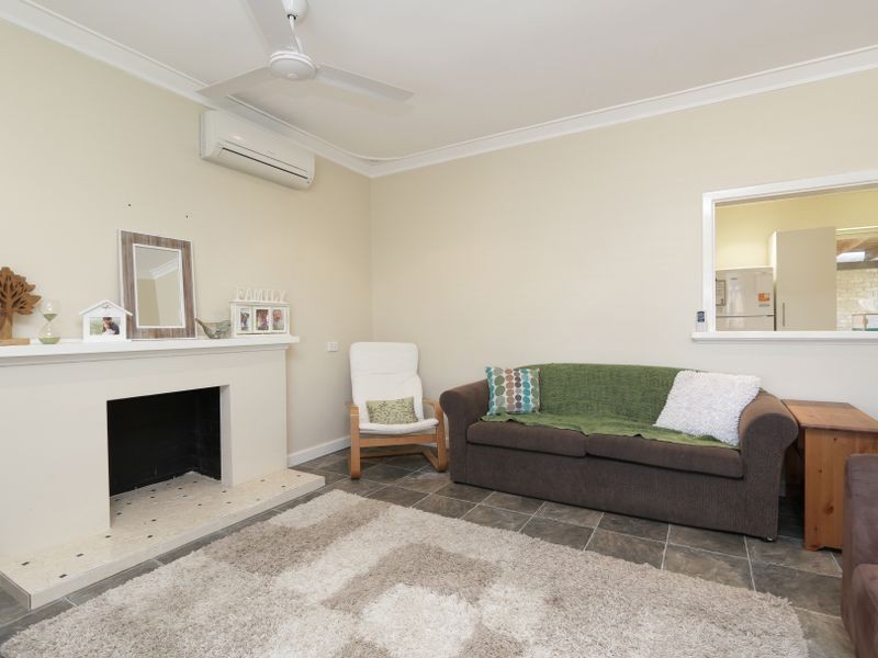 82A Berehaven Avenue, Thornlie WA 6108