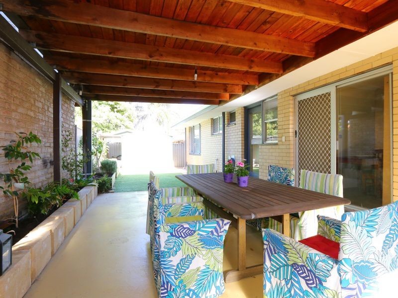 82A Berehaven Avenue, Thornlie WA 6108