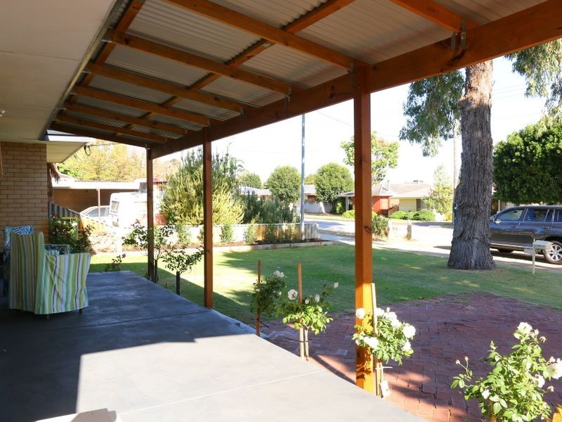 82A Berehaven Avenue, Thornlie WA 6108