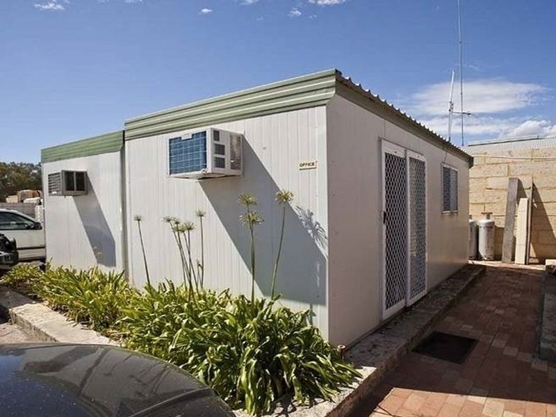 216 Maddington Road, Maddington WA 6109