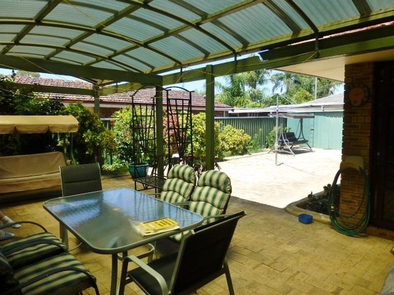 24 Jacqueline Drive, Thornlie WA 6108