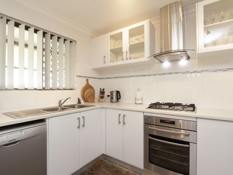 54 Lyrebird Way, Thornlie WA 6108