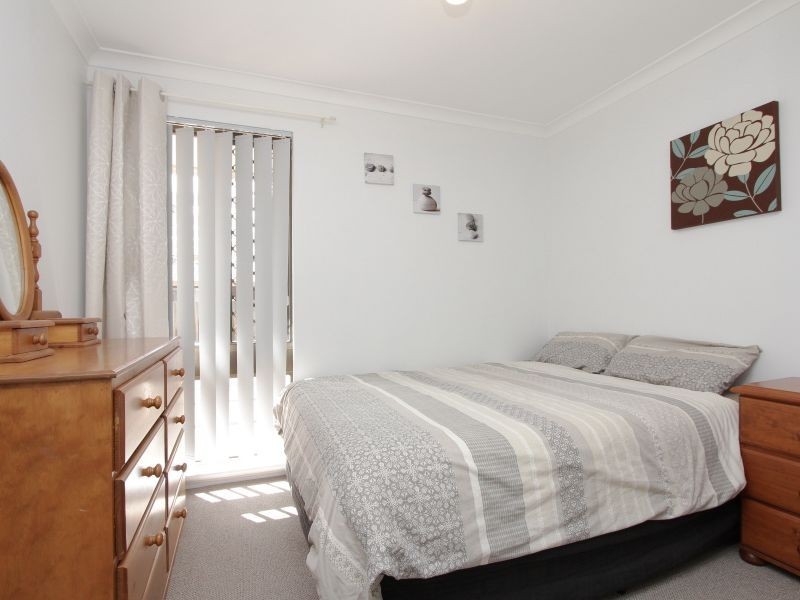 54 Lyrebird Way, Thornlie WA 6108
