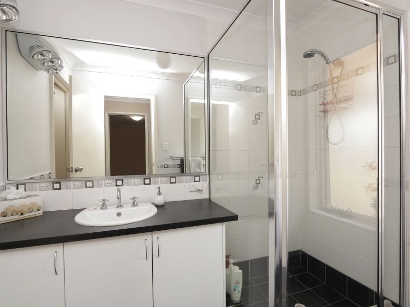 16 Arania Place, Bedfordale WA 6112