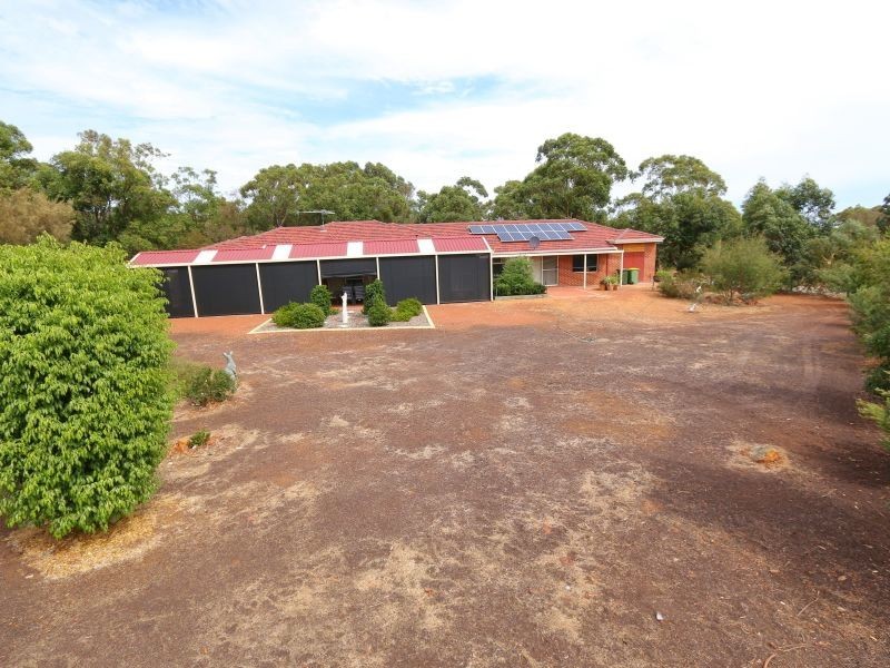 16 Arania Place, Bedfordale WA 6112