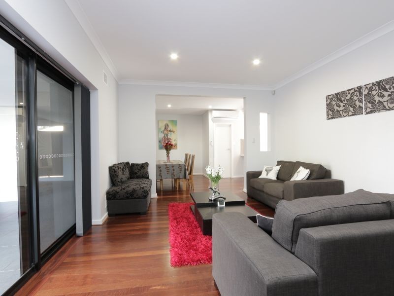 37 Walpole Street, St James WA 6102