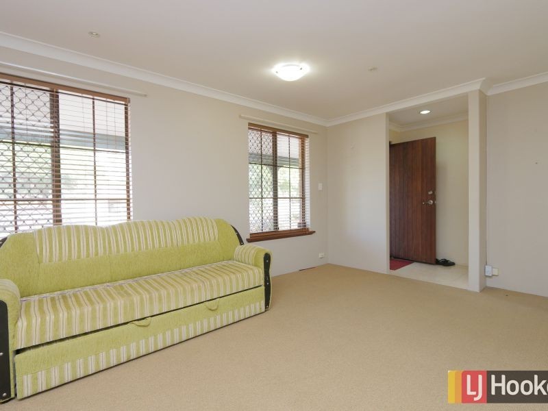 3 Regal Drive, Thornlie WA 6108