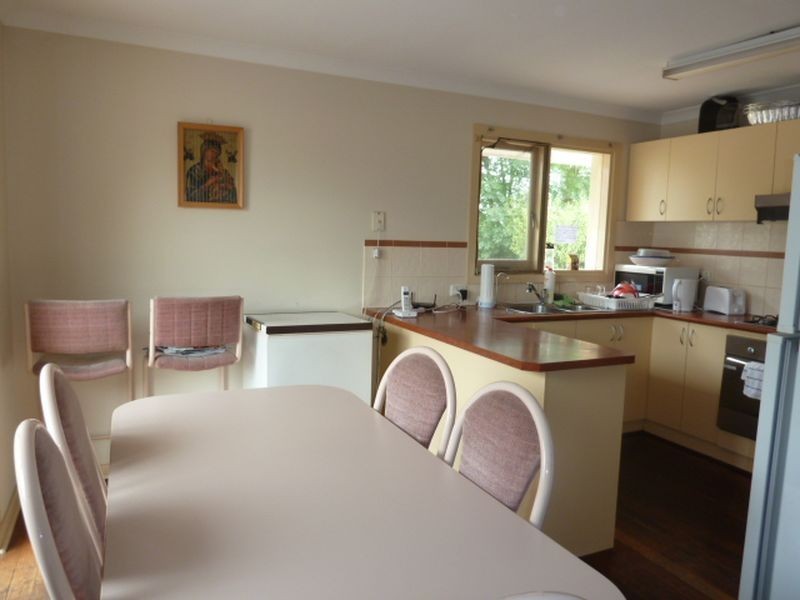 25 Donaldson Street, Queens Park WA 6107