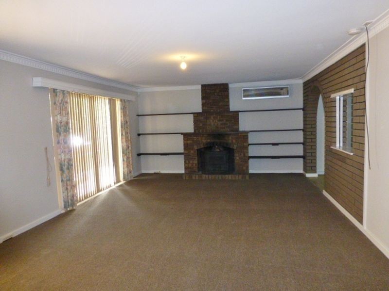 9 Victoria Road, Kenwick WA 6107