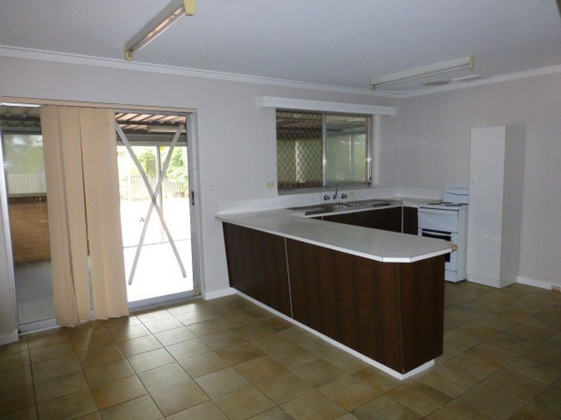 9 Victoria Road, Kenwick WA 6107