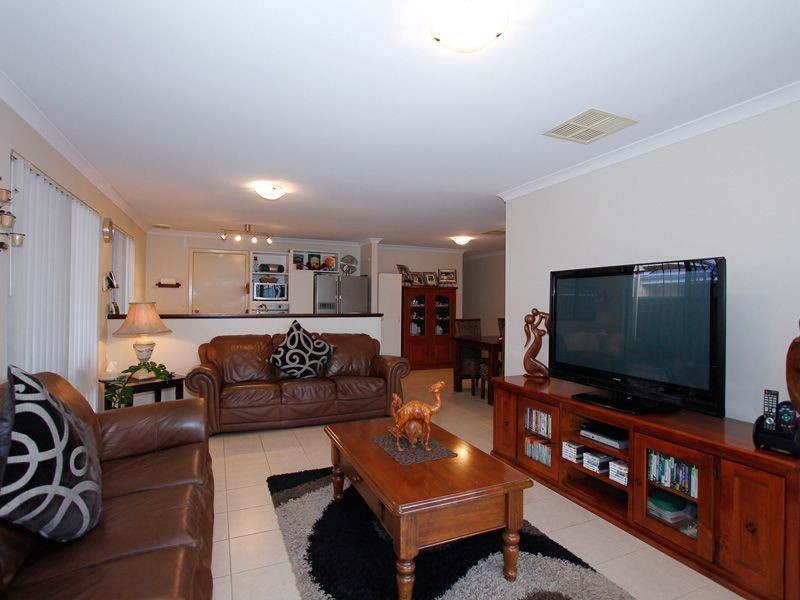7 Montgomery Lane, Langford WA 6147