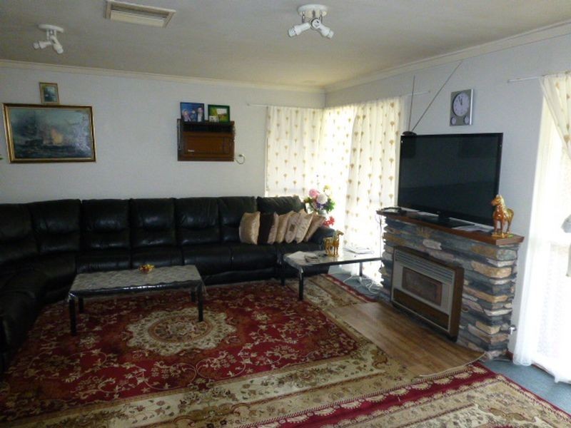 378 Spencer Road, Thornlie WA 6108