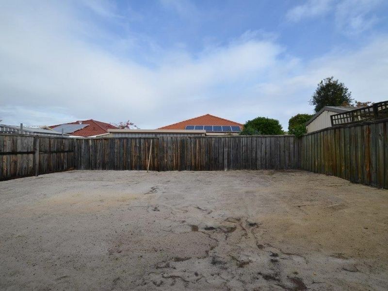 5 Angophora Avenue, Ellenbrook WA 6069