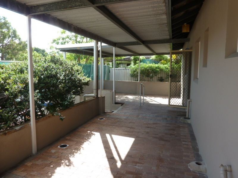 13A Earls Court, Thornlie WA 6108