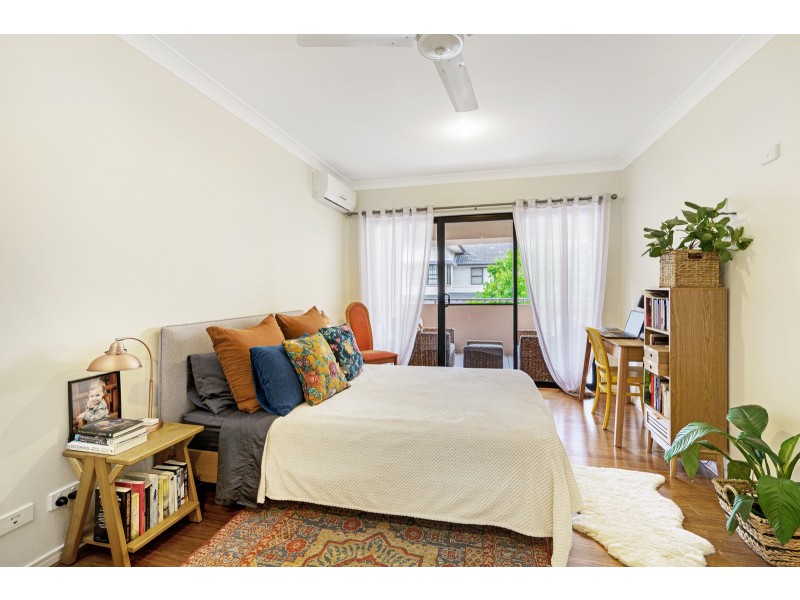 6 Coleus Way, Seville Grove WA 6112