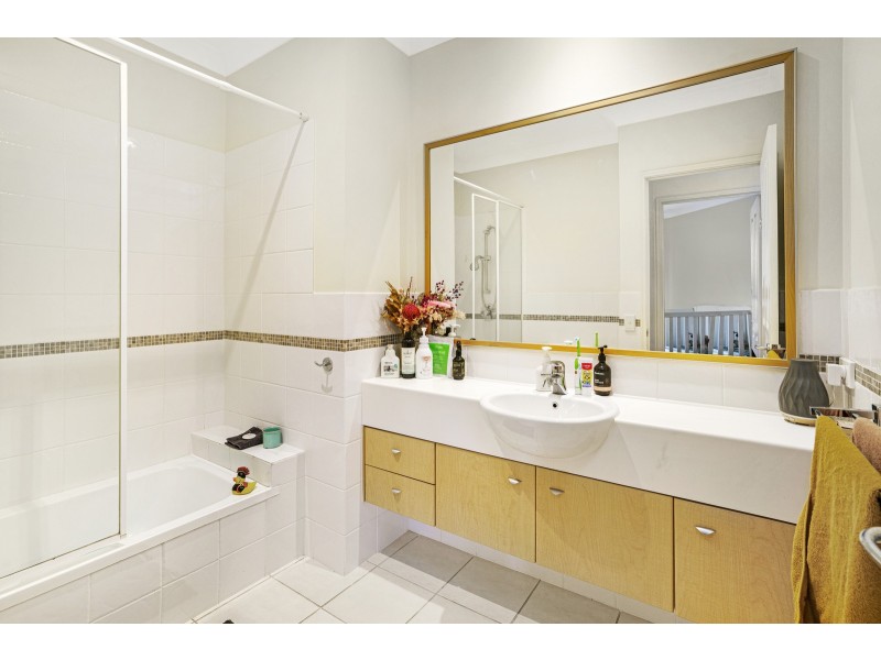 6 Coleus Way, Seville Grove WA 6112