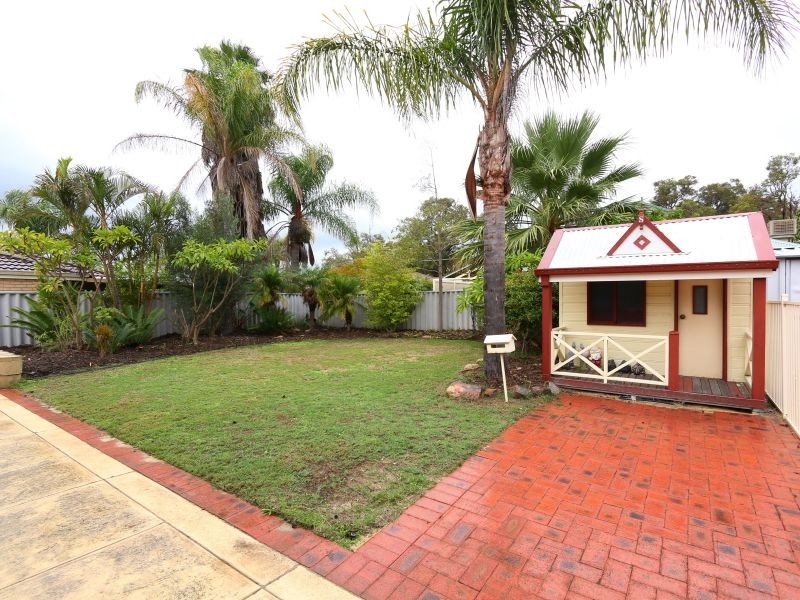 6 Exmouth Place, Thornlie WA 6108