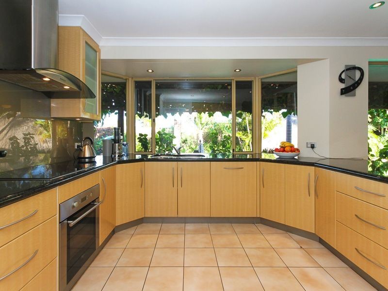 28 Ambassador Court, Thornlie WA 6108