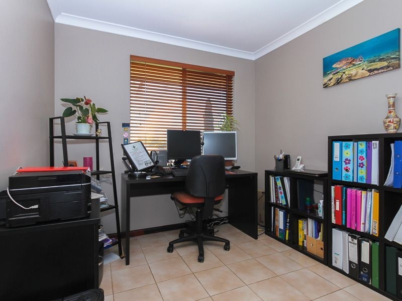 28 Ambassador Court, Thornlie WA 6108