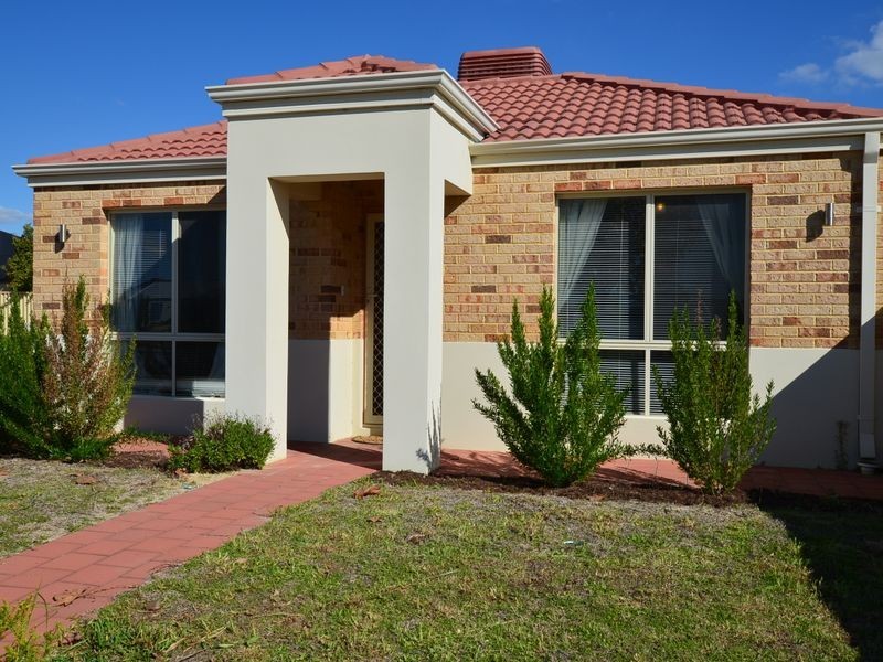 28 Acapulco Way, Southern River WA 6110