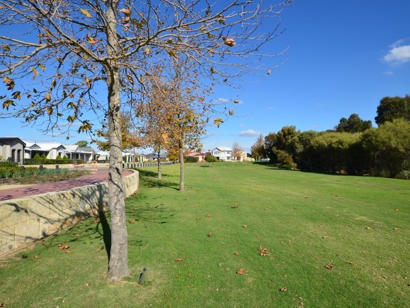 28 Acapulco Way, Southern River WA 6110