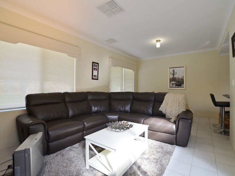 28 Acapulco Way, Southern River WA 6110