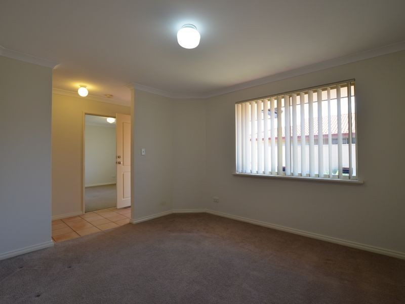 4/51 Braemore Street, Seville Grove WA 6112