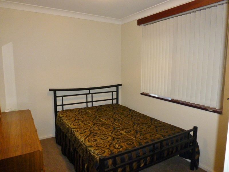 3 Silver Mallee Close, Camillo WA 6111