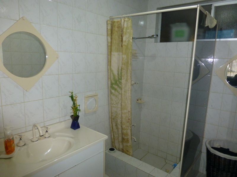 3 Silver Mallee Close, Camillo WA 6111