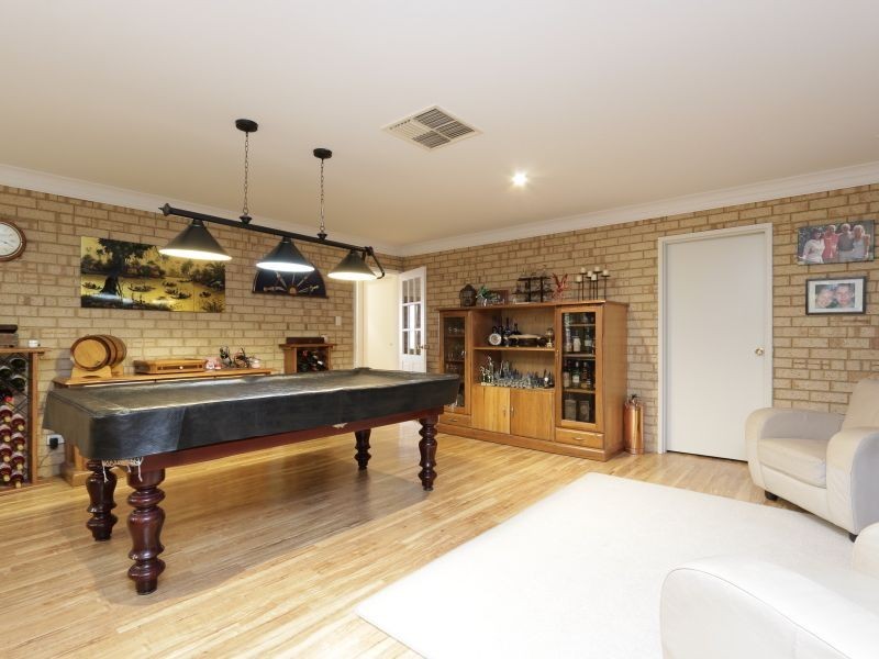 12 Cheyne Close, Thornlie WA 6108