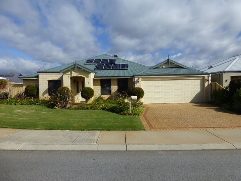 8 Hardwick Boulevard, Canning Vale WA 6155
