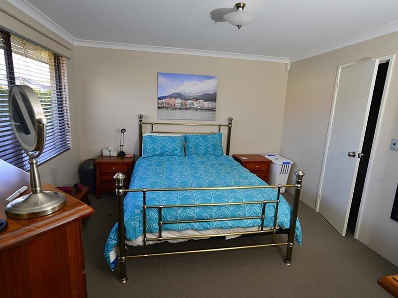 8 Hardwick Boulevard, Canning Vale WA 6155