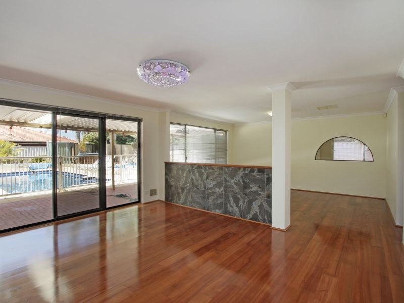 1 Lupin Close, Thornlie WA 6108