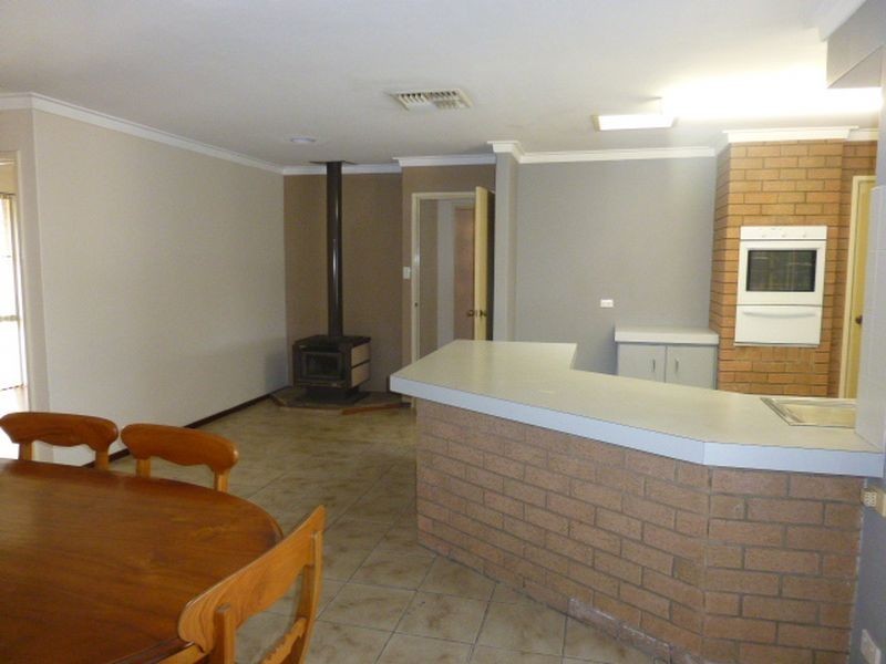 18 Haven Place, Thornlie WA 6108