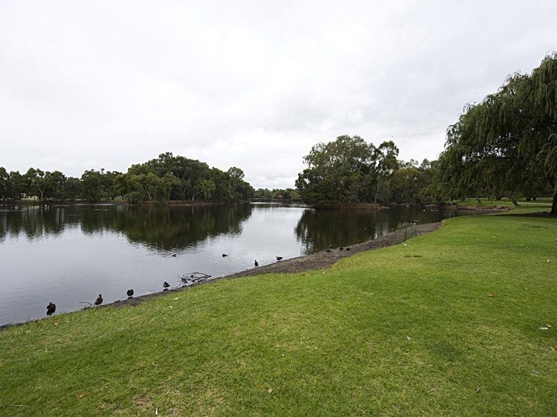 2 Stockdale Road, Kewdale WA 6105