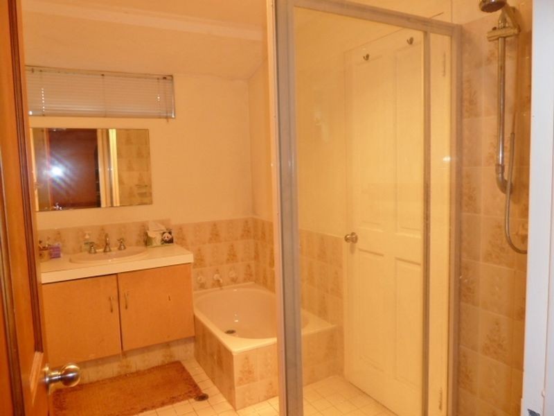 21 Storey Road, Thornlie WA 6108