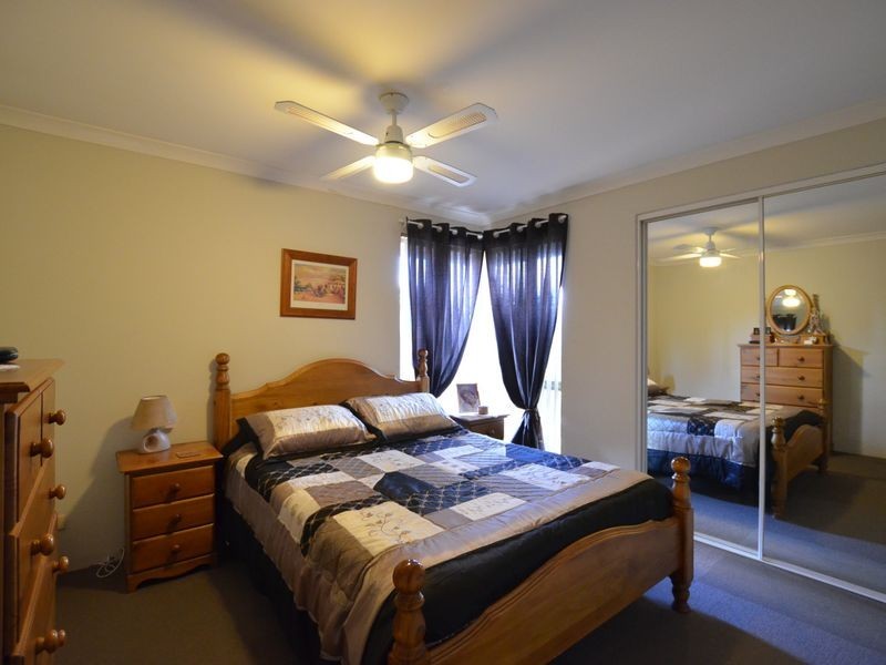 4/15 Summer Place, Thornlie WA 6108