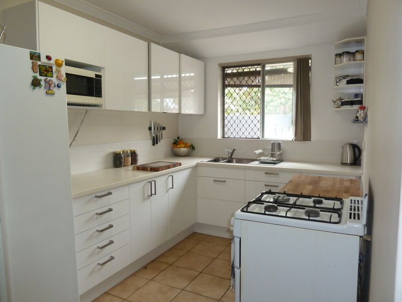 2/65 Lyrebird Way, Thornlie WA 6108