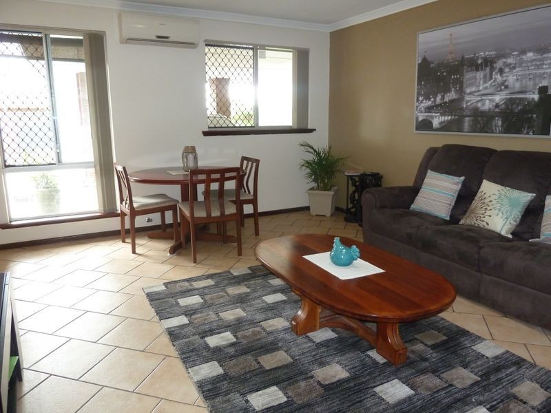 2/65 Lyrebird Way, Thornlie WA 6108