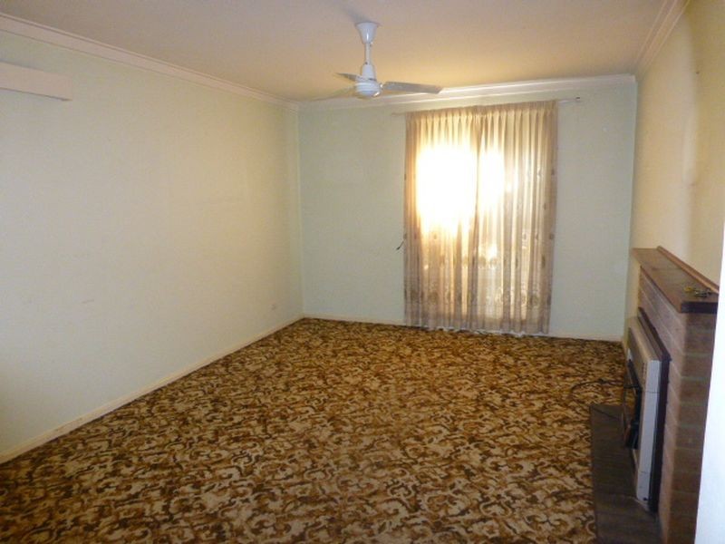 10 Thomas Street, Armadale WA 6112