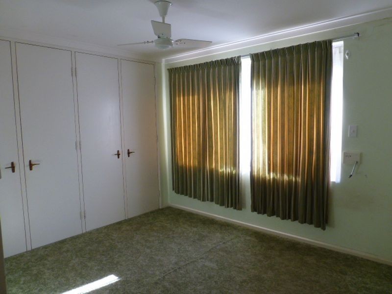 10 Thomas Street, Armadale WA 6112