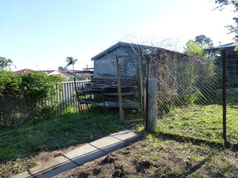 10 Thomas Street, Armadale WA 6112