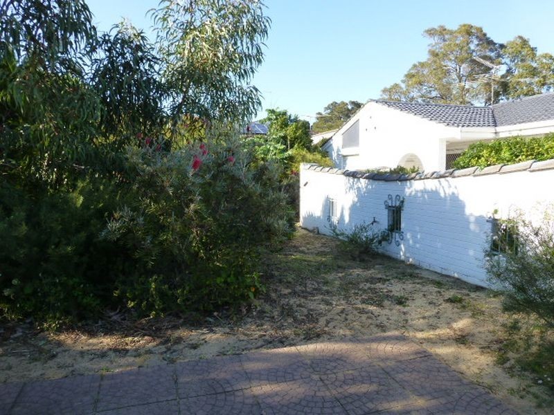 10 Thomas Street, Armadale WA 6112