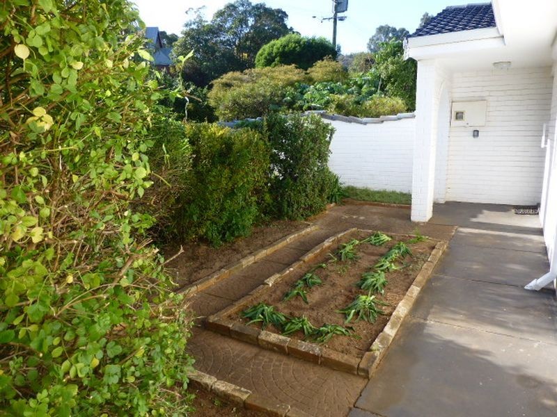 10 Thomas Street, Armadale WA 6112