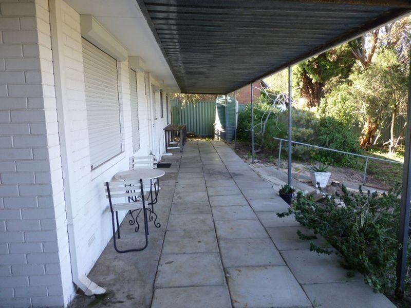 10 Thomas Street, Armadale WA 6112