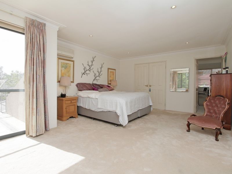 17 Sanctuary Avenue, Canning Vale WA 6155