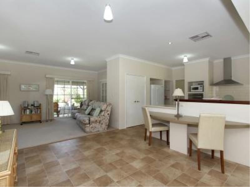 177 Robinson Road, Wandi WA 6167